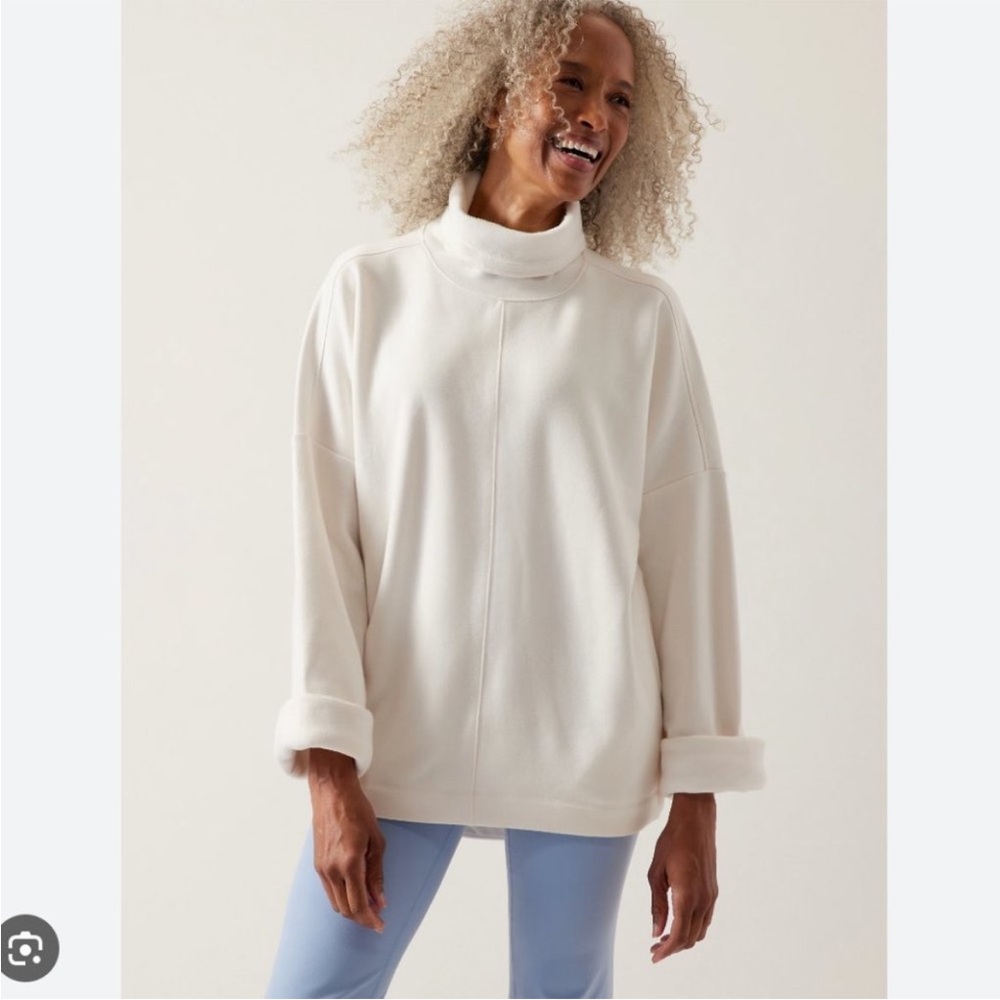 Athleta Cozy Karma Funnel Neck Cream Pullover Size Large